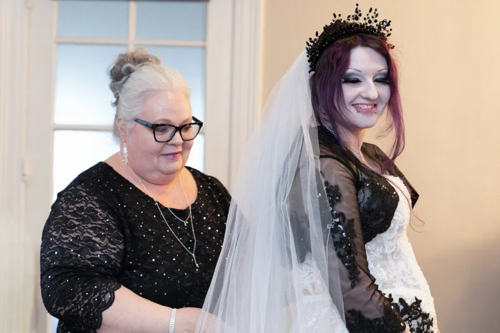 10.31.25_EricEmilyWedding_760-Edit.jpg