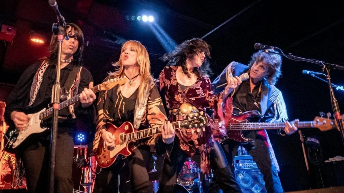 Dog N Butterfly – A Tribute to Heart