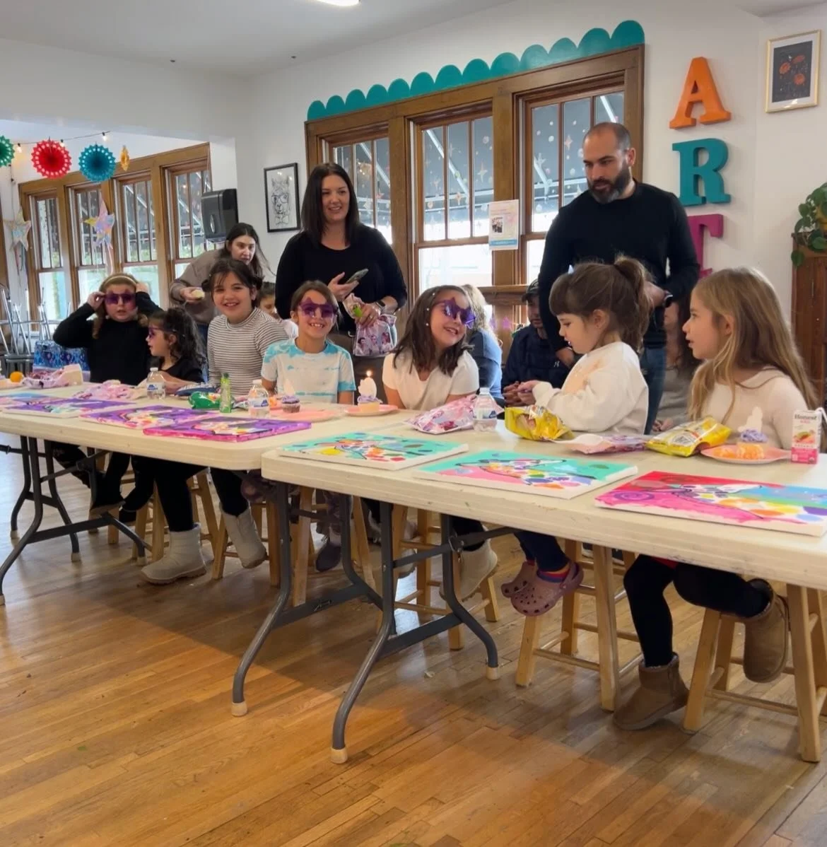 Party Pattern Giraffe creations to celebrate! 🥳🦒🌟 
#themarigoldstudio #paintingparty #newalbanyohio