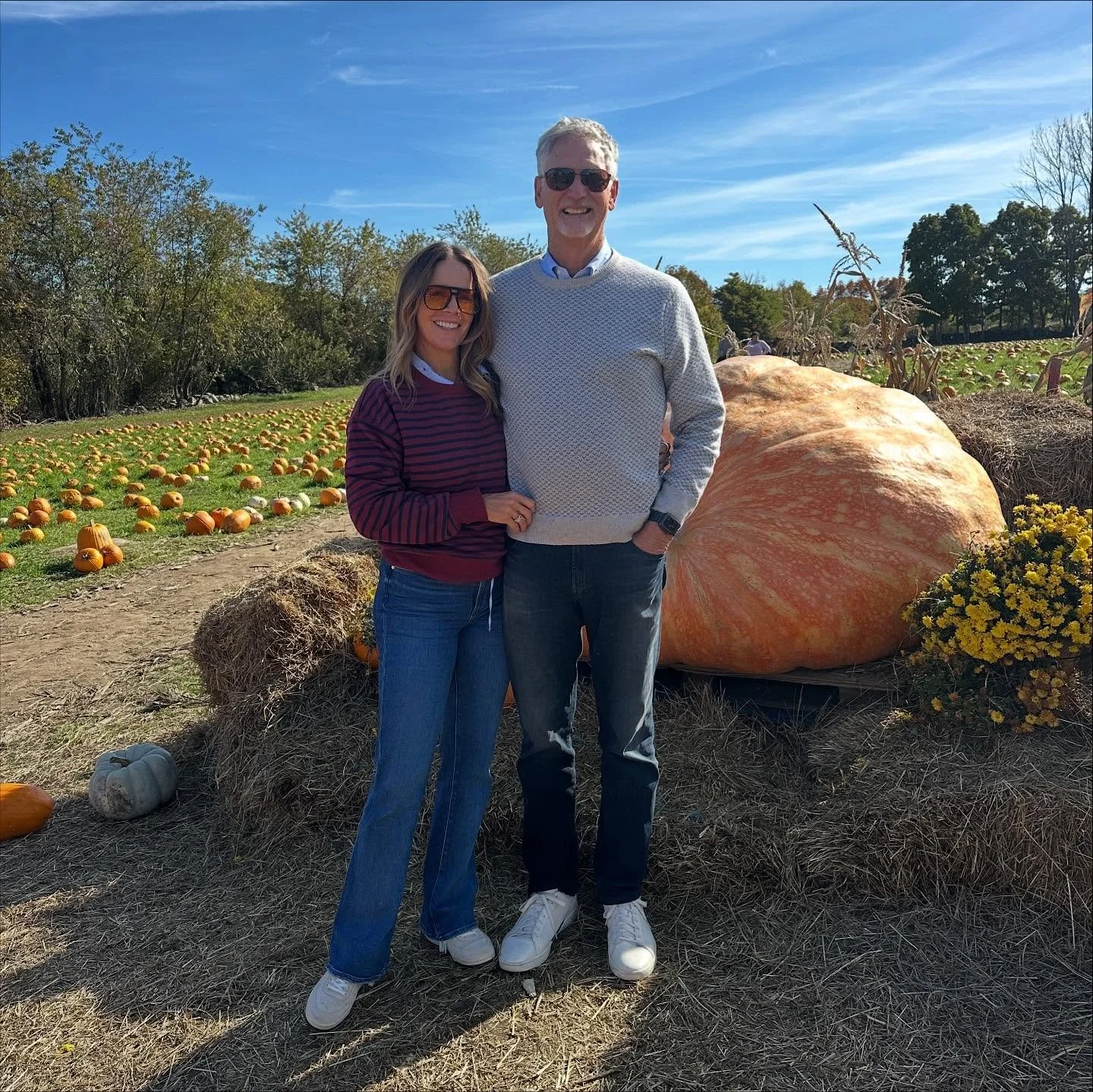 My first time in Connecticut did not disappoint! 

From my nephew&rsquo;s beautiful wedding in New Haven to exploring Mystic and Essex, strolling through Yale, and trying allll the pizza&hellip; it&rsquo;s been the perfect fall weekend with family. ?