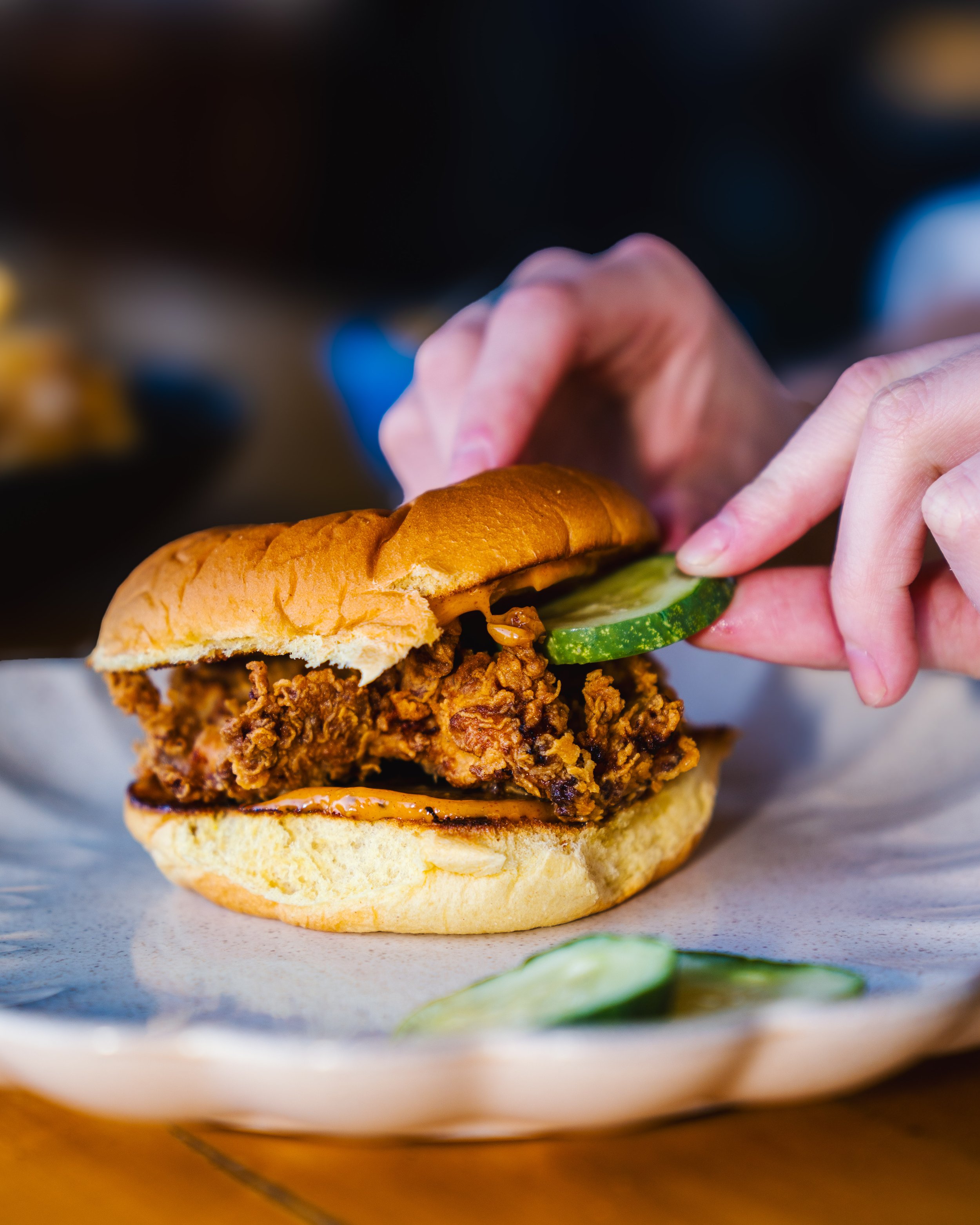 alt= fried chicken sandwich: $5 fried chicken deals