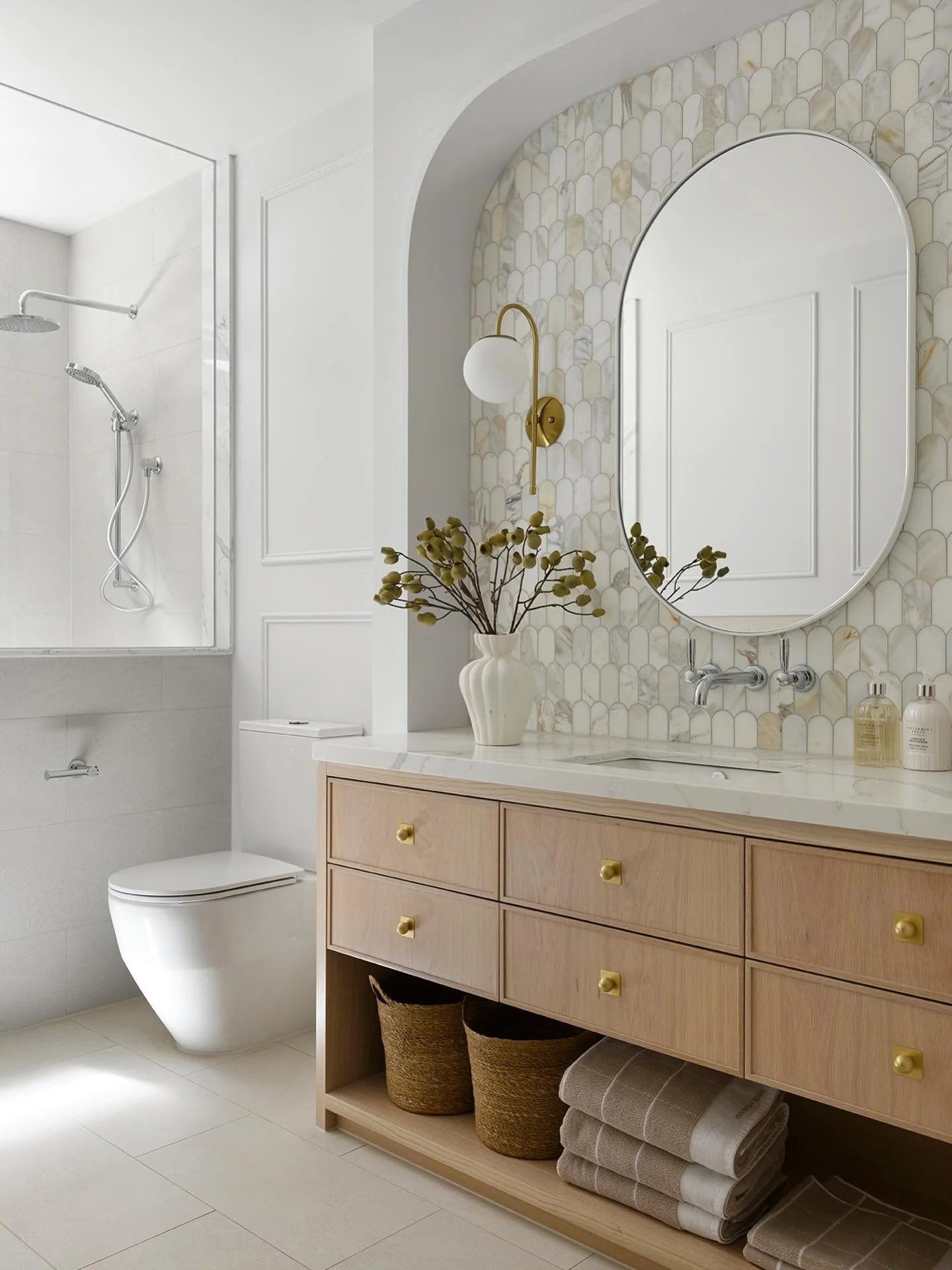 Refined, balanced, effortlessly functional. This stunning bathroom joinery brings warmth and precision together- the perfect blend of craftsmanship and calm.

Builder @originalprojects 
Interior design @donna_guyler_design 
Photography @mindicooke 


