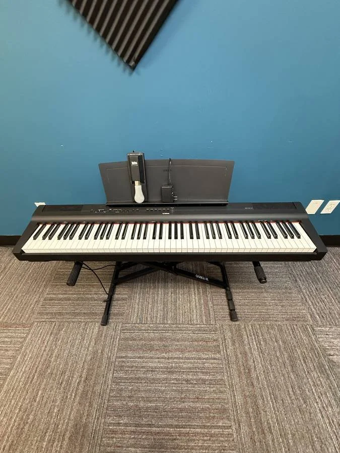 Yamaha P-125 Portable Digital Piano