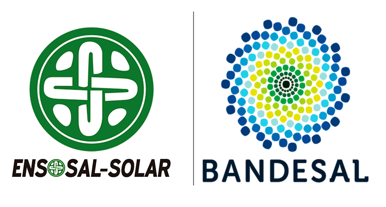 Logotipo de Ensosal Solar con un símbolo verde, texto en negrita y una imagen que representa energía solar junto al logo de bandesal el salvador