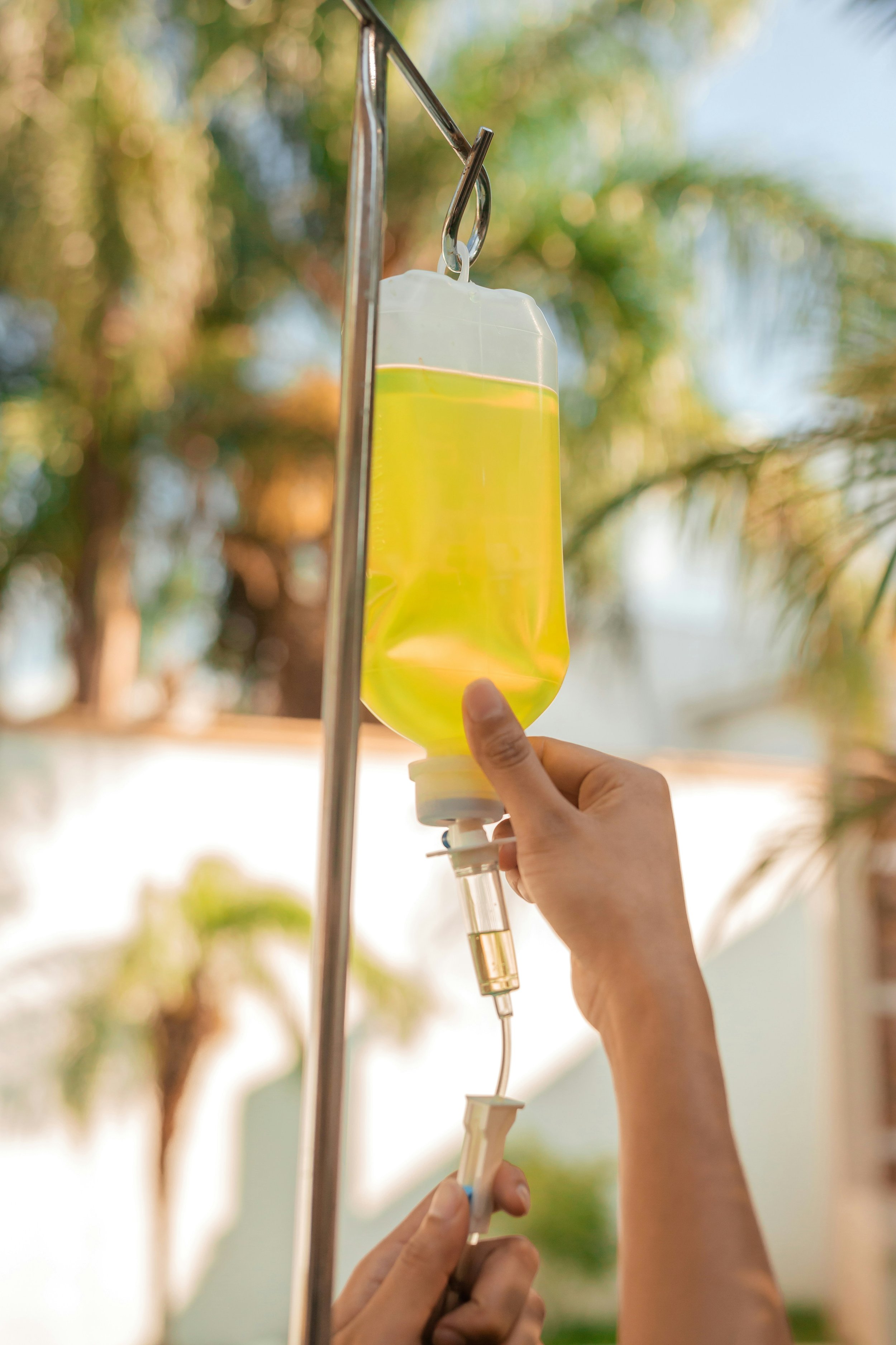 IV bag, vitamin therapy
