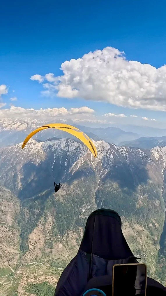 Wow! Spring in India!
Amazing + epic + awesome + beautiful = Waaaau 🤩
@ozoneparagliders @inselberg.equipment @aku_newzealand @gearshopnz @bigagnes_ @bigagnes_nz @xcmag
#paragliding #india #wow