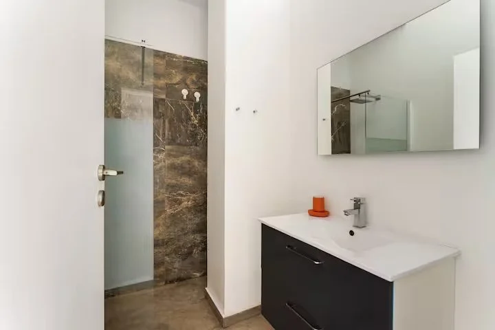 marathon blue villa