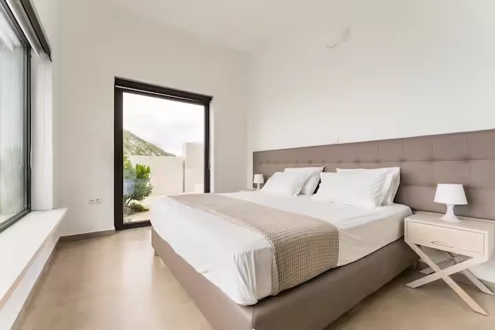 marathon blue villa
