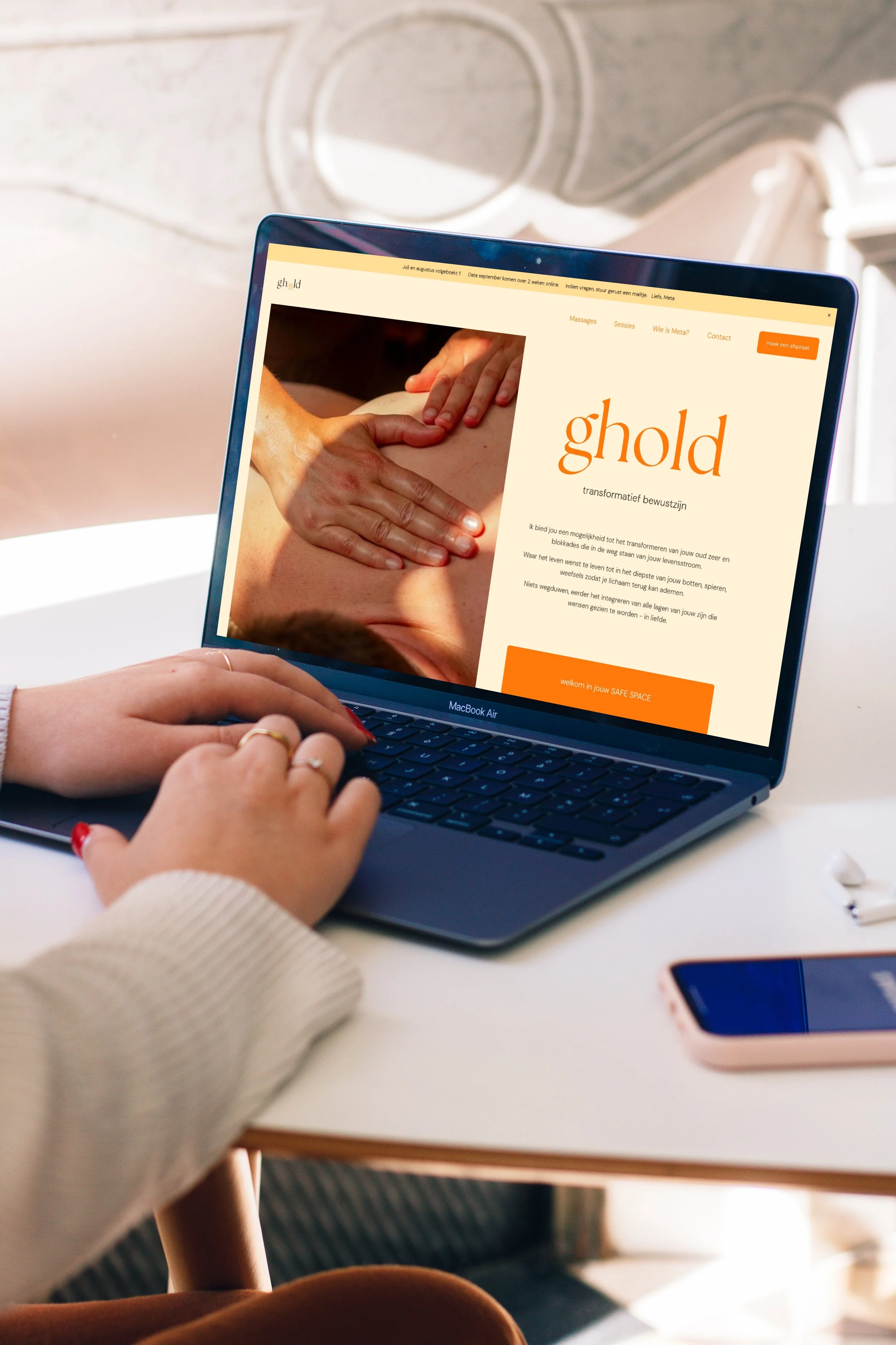 ghold-macbook-01.jpeg