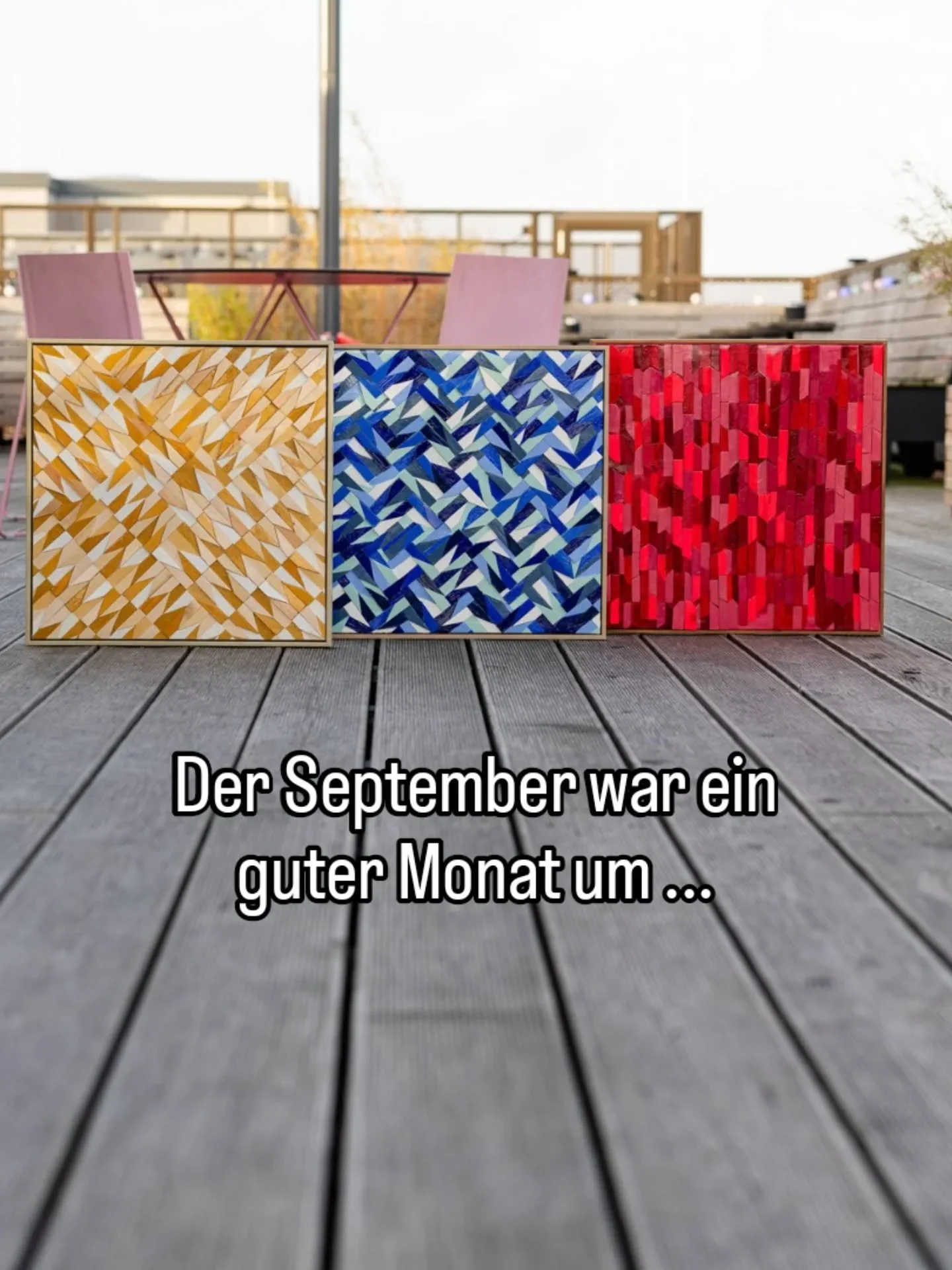 Der September war ein Monat voller Farbe, Begegnung und kleiner Wunder ✨

Ich durfte mit so vielen tollen Frauen Momente teilen &ndash; voller Lachen, Leichtigkeit und kreativer Energie.
Ob beim Malen, beim Klang, auf Reisen oder unter freiem Himmel 