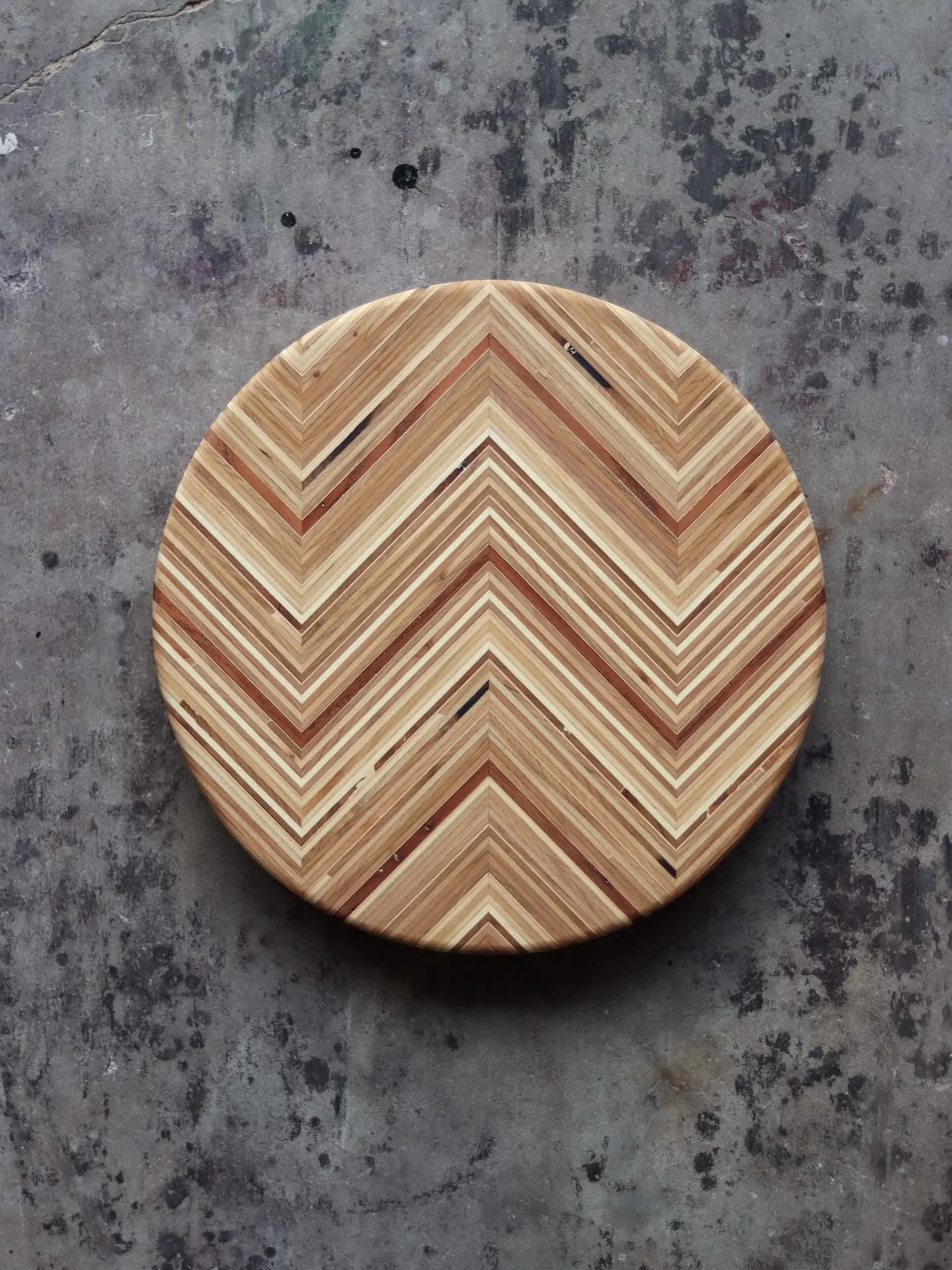 Lazy Susan&hellip; Aka: The &ldquo;Laid-back Susan&rdquo; to match our beach town vibes. Made from maple ply with some wormy chestnut spliced in. Designed in a unique chevron pattern.
.
.
.
.
.
#LazySusan #WoodLazySusan #HandmadeLazySusan #Woodworkin