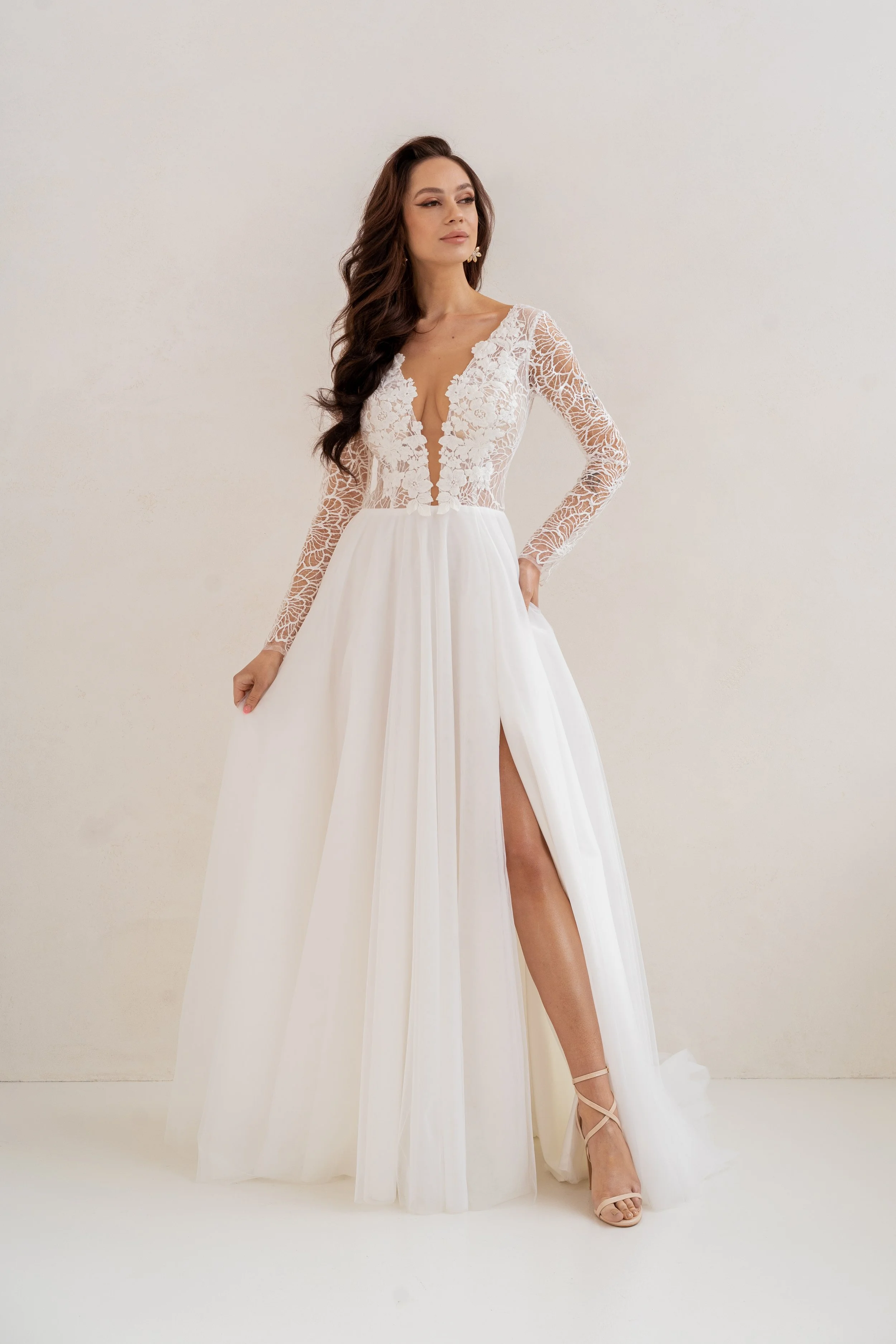 Spitzenärmel Brautkleid Guide: Stilvoll Heiraten 2025