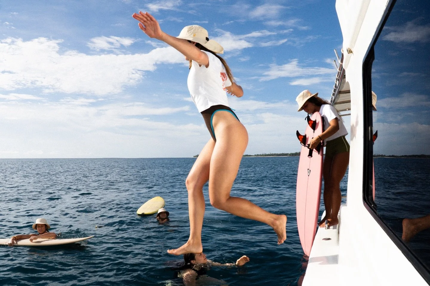 1 week into the most colourful surf trip there ever was and we&rsquo;re feeling on top of the world!!!🦋🦋🦋

The girls, the waves, the sunsets, the coconuts, the giggles and the cheers that have us known around the islands as the &ldquo;whoop whoop 