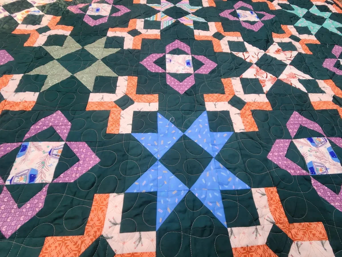 Lattice Glow | Diamond Star Quilt Pattern | Beginner | Straight Stitching