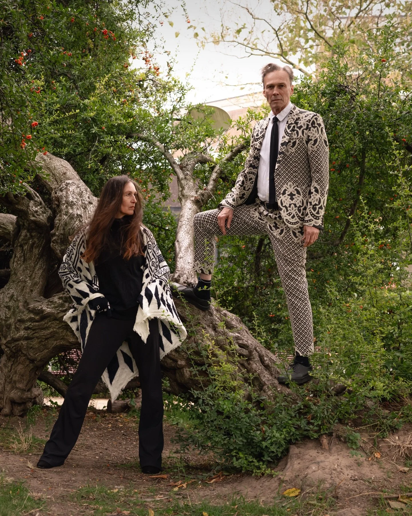 Recent London photoshoot with @ali___dean and @im_me_youbeyou 🔥

An epic day with two talented beings and the gorgeous dogs, @teddyandfen 🐕