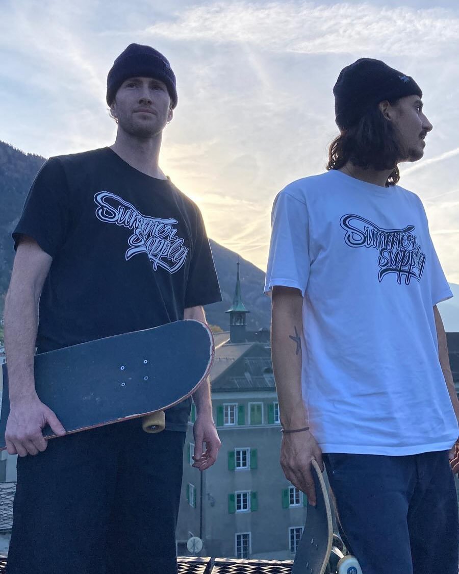 Super limited restock on classic logo Shirts &amp; Beanies

Shirts available in Black &amp; White
Sizes M - 2XL
Fairtrade Shirts with heat transvers done by @pure.life.clo 

Beanies available in Black, Navy and Grey

While Supplies last. ✨

#fairtrad