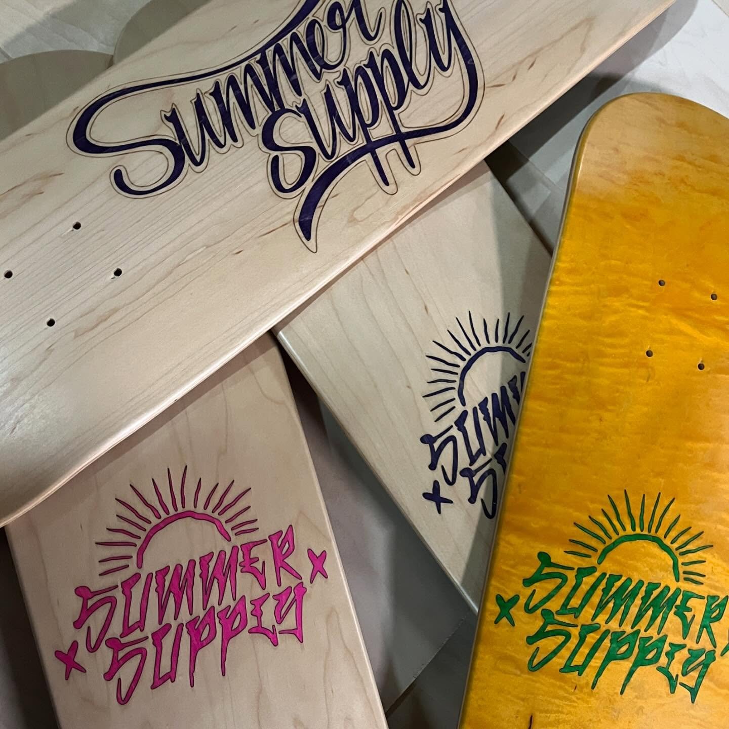 Some Veneer Cut out Magic 🧩

Available as Sun- and classic Logo.
Freshly available as Full Script Logo 🧩

Slide into my DM&lsquo;s for Orders and Infos

❤️ 

#nofilter  #manufacturing #diy #cutout #handmade #swissmade #custom #raw #maple #summersup