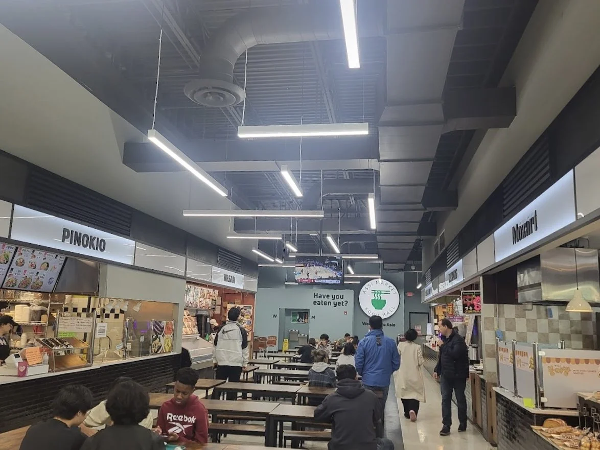 An image of Assi's interior 02