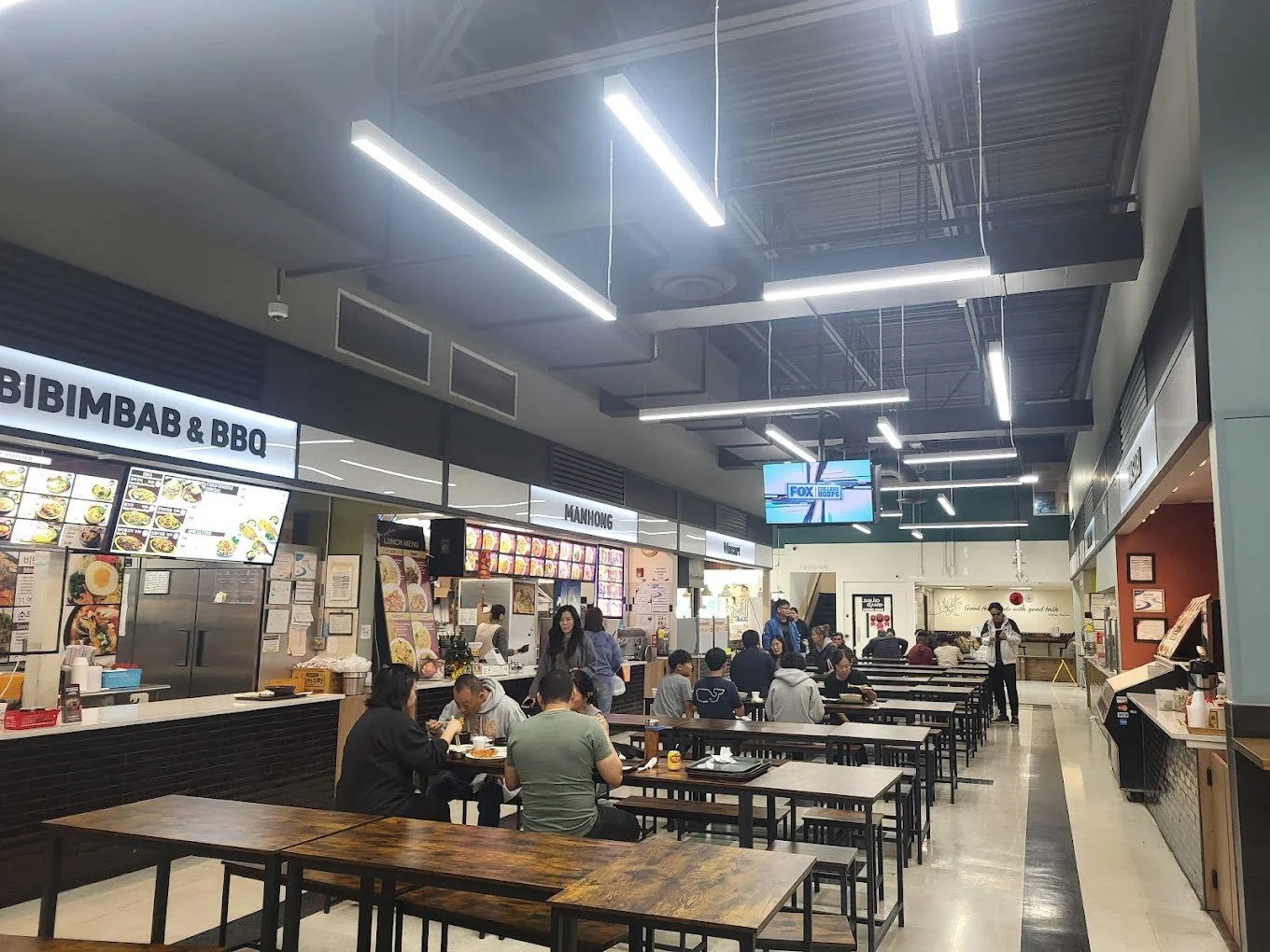 An image of Assi's interior 01