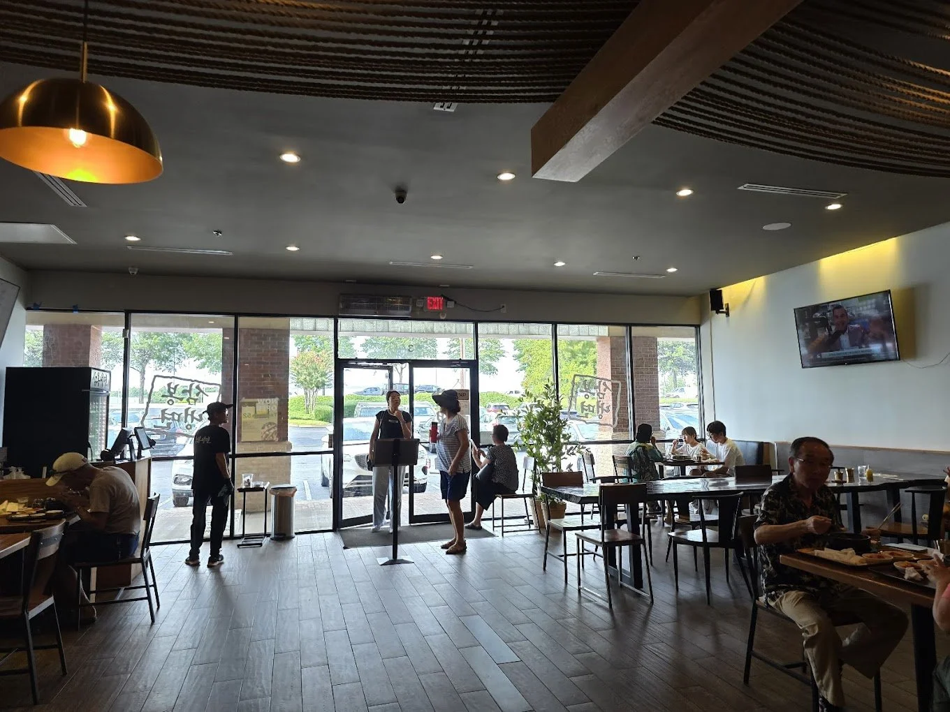 An image of Sambong's interior 03