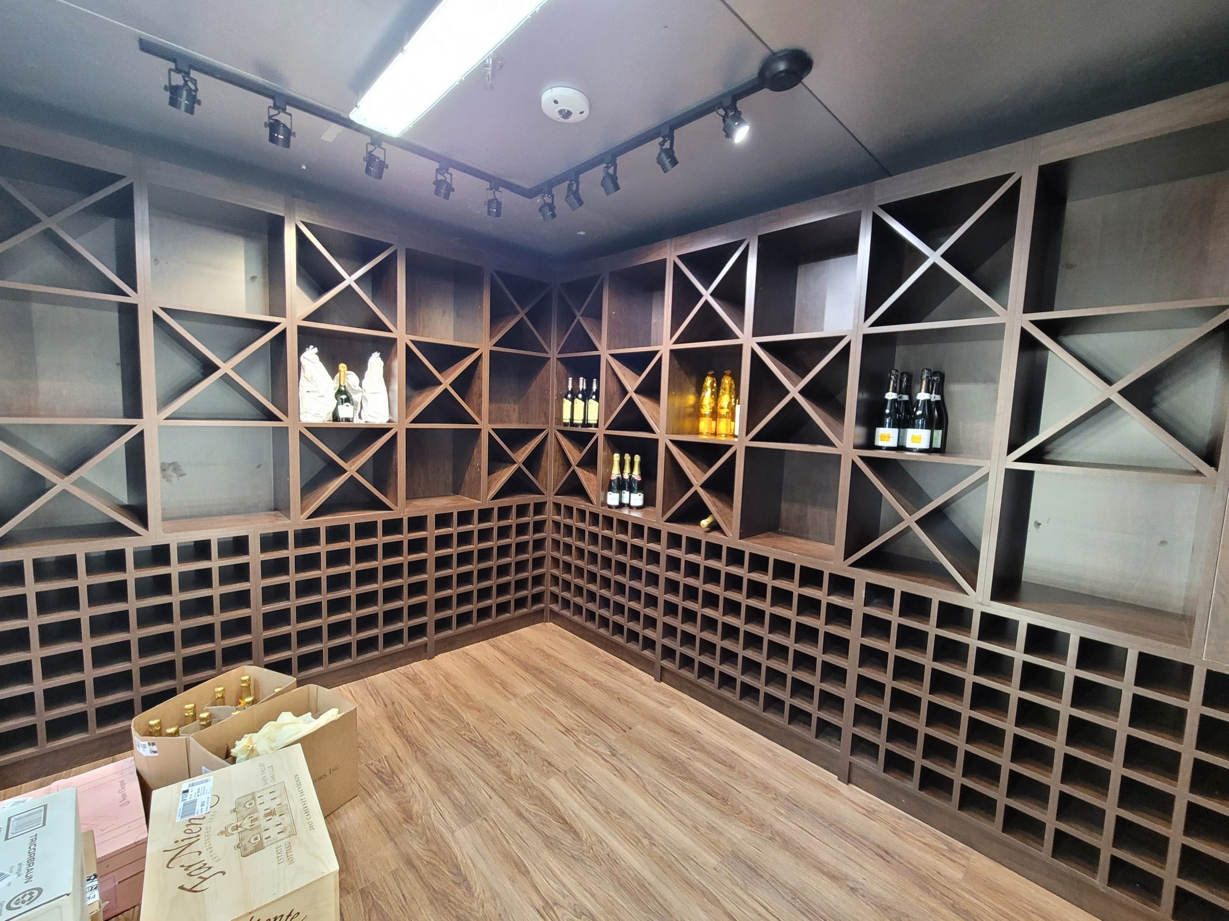 An image of Tara's interior 05