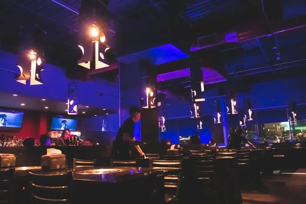 An image of Iron Age's interior 01