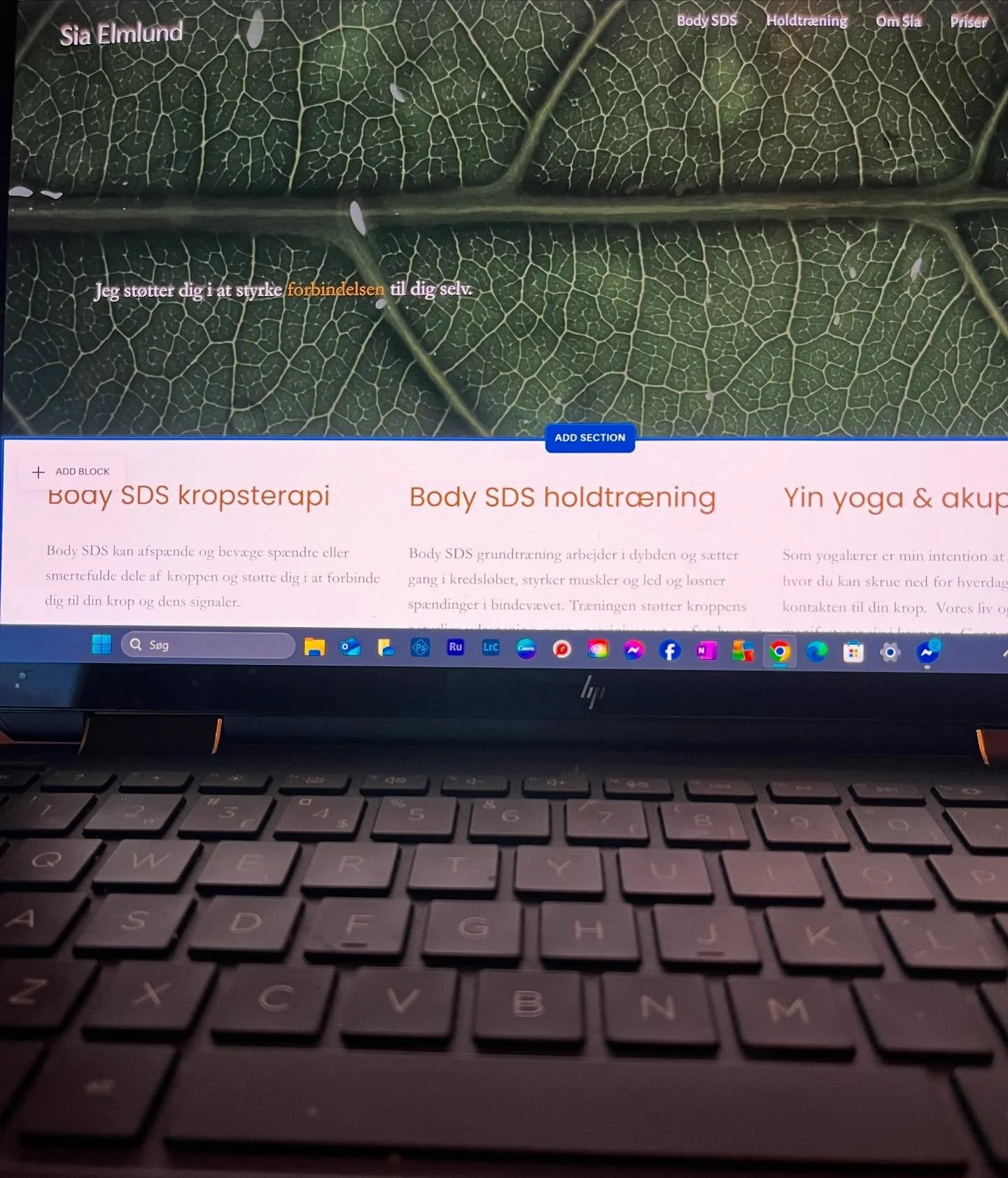 L&oslash;rdag aften og jeg arbejder p&aring; min hjemmeside! Mere info snart!