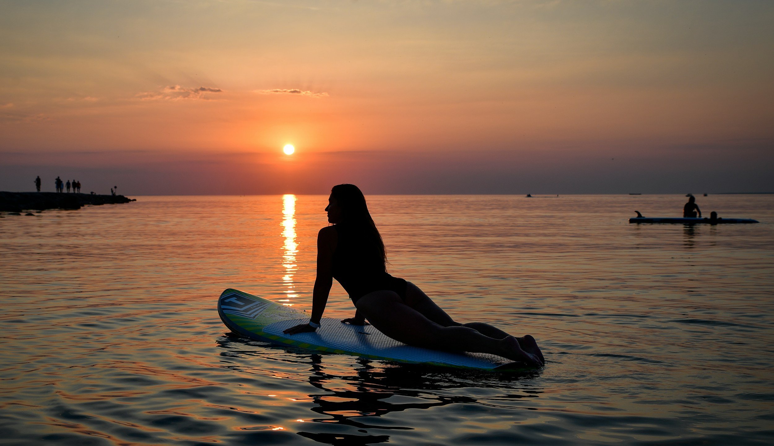 Paddleboard Gentle Yoga & Meditation: Support Your Inner Sanctuary