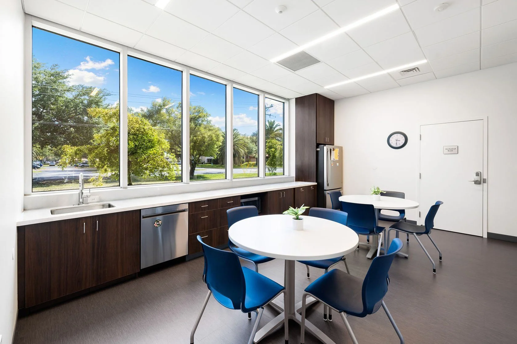 BuseyBank_BreakRoom.jpg
