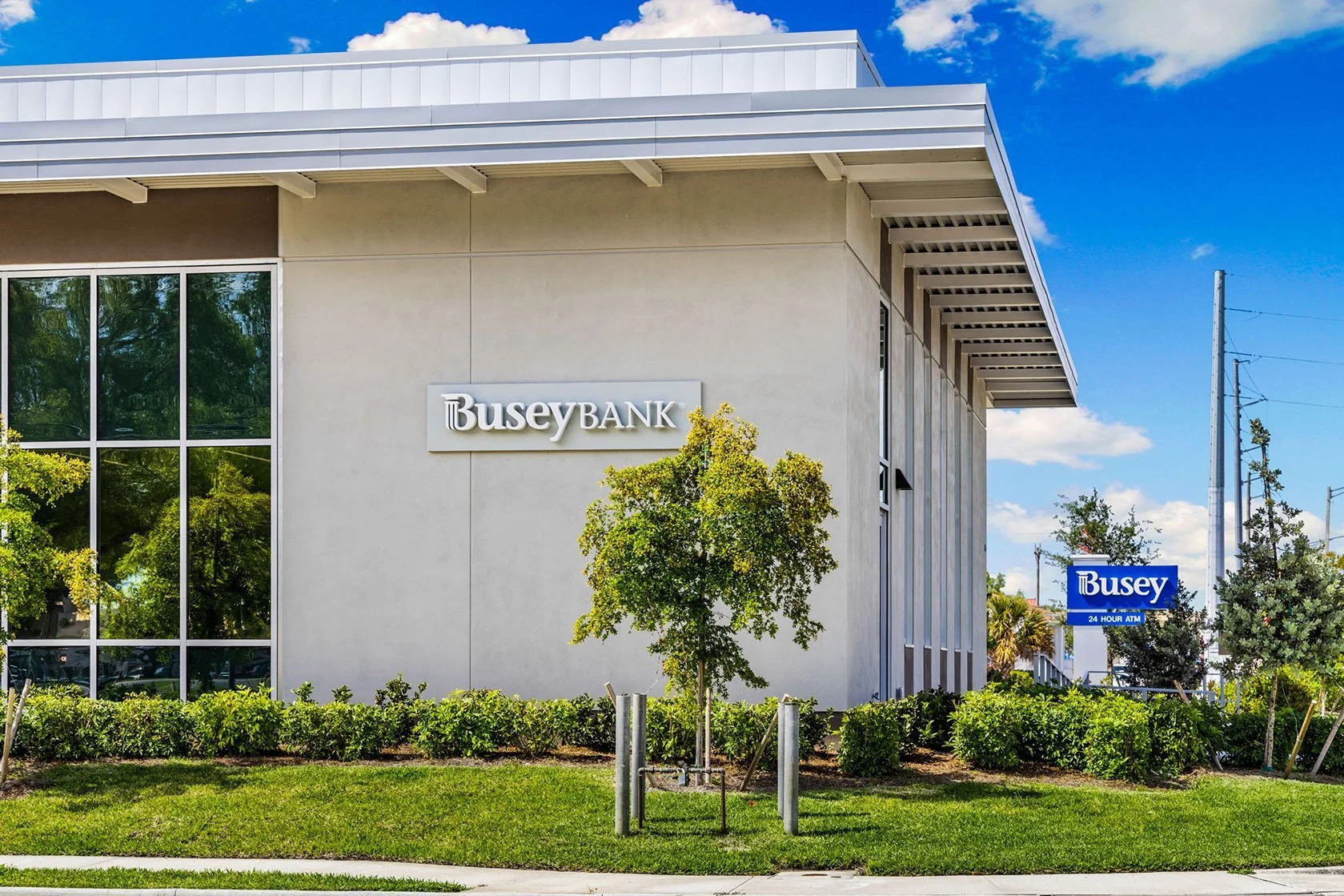 BuseyBank_Signage.jpg