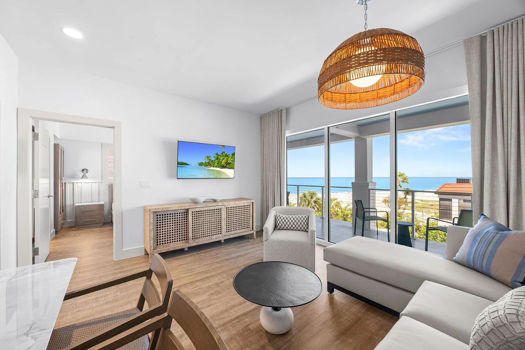 1Bedroom_Poolview_Livingarea.jpg