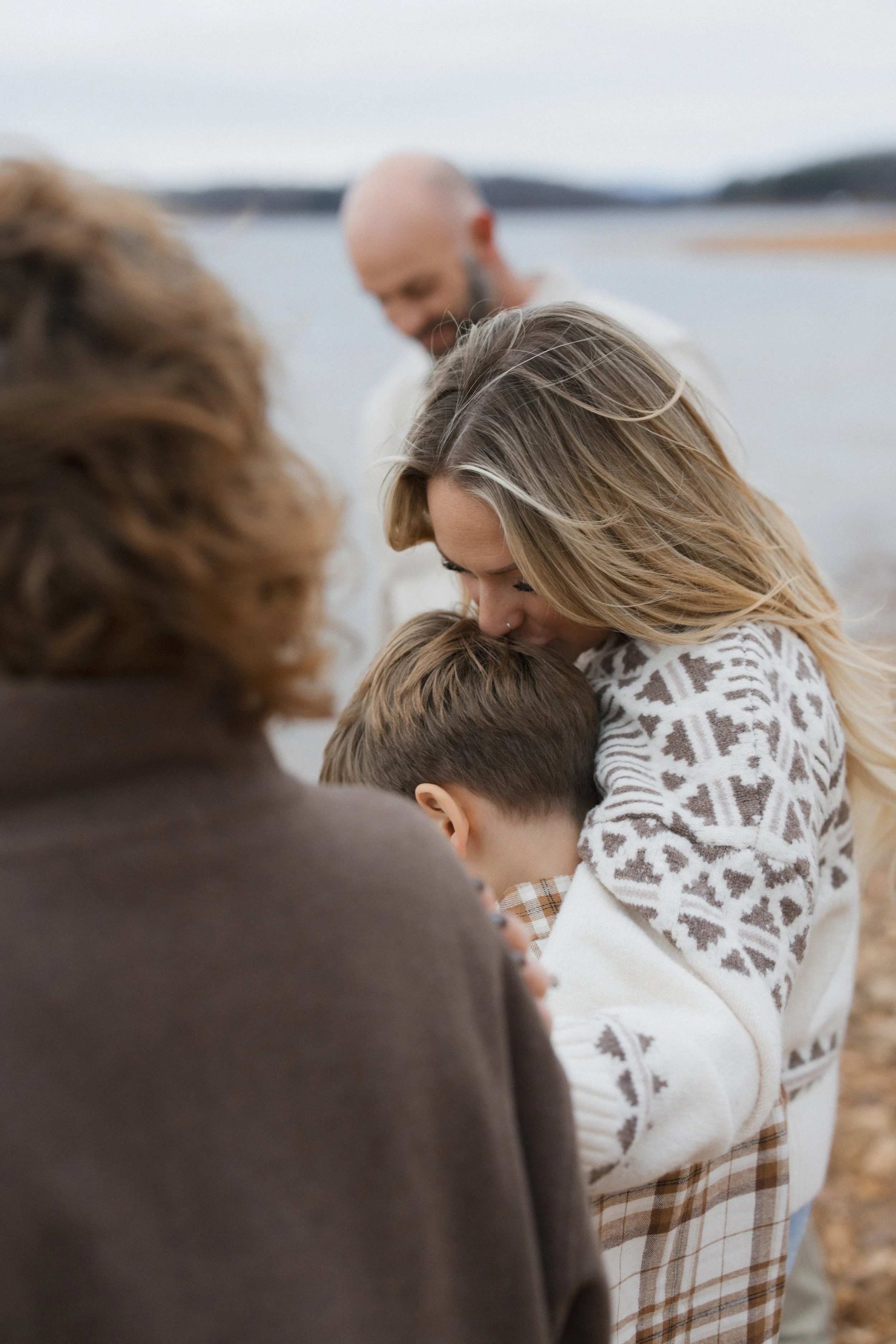 A Cozy Winter Day at the Lake | Blue Ridge Ga Family Photoshoot