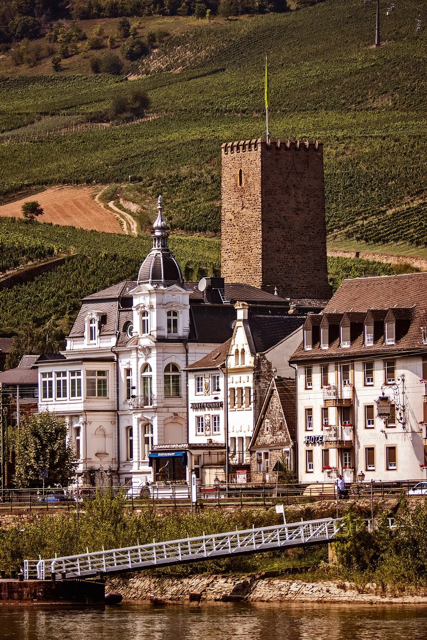 Rhine River Views_2.jpg