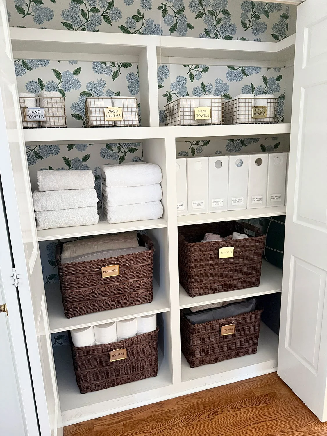 Linen-Closet-web.jpg