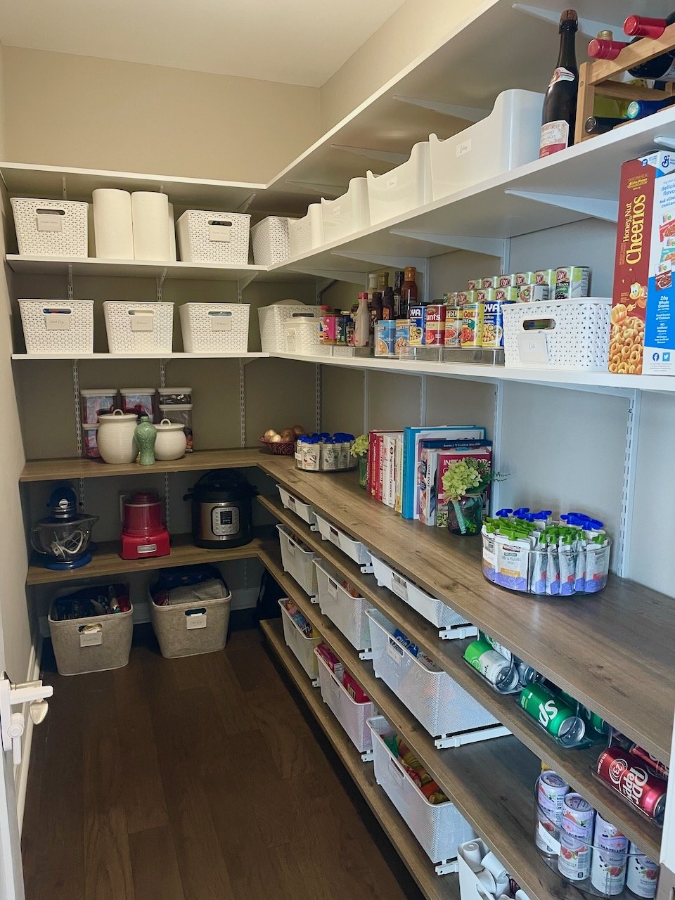 Su - Pantry after.jpeg