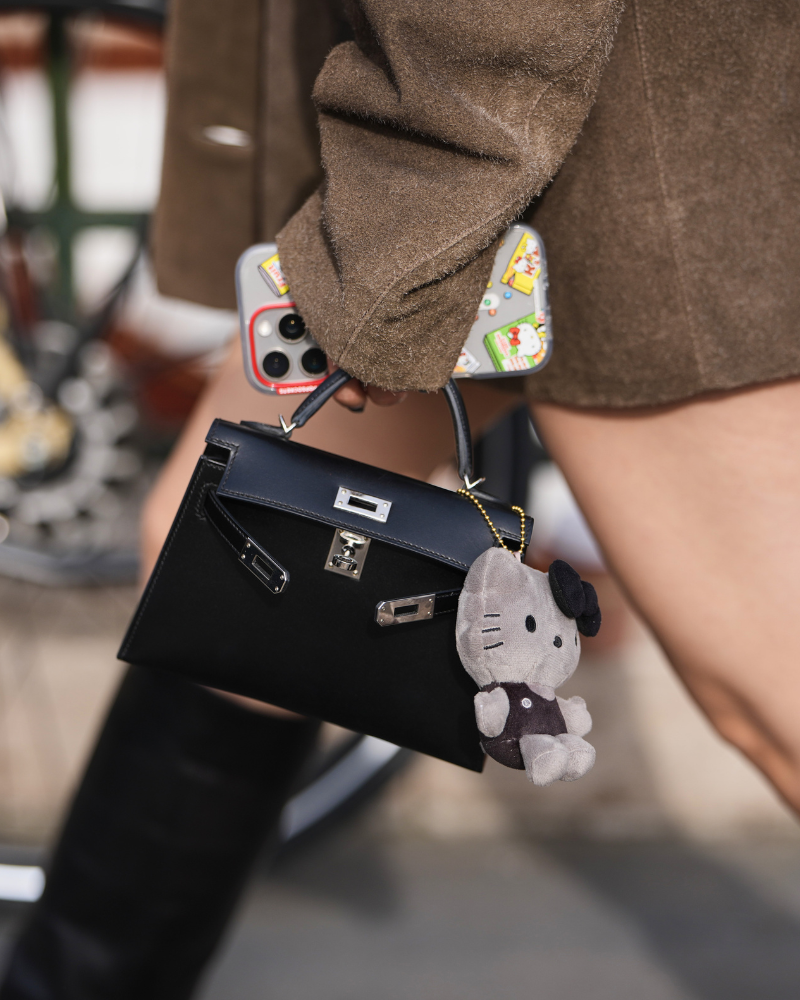 carteras con charms (7).png