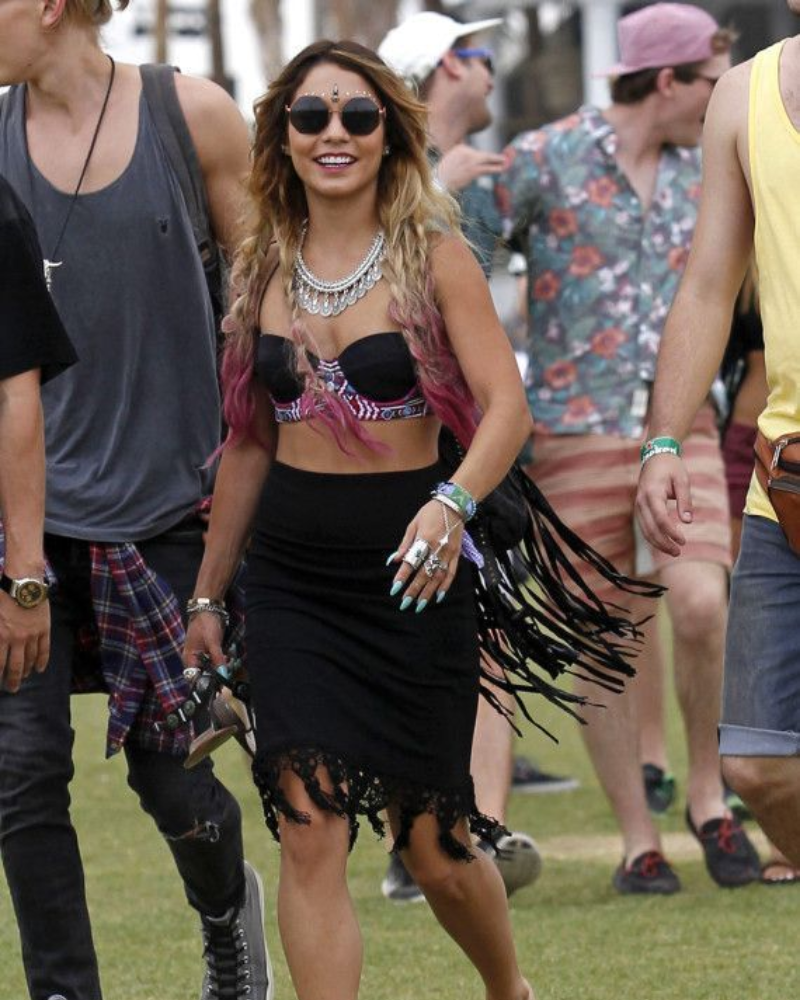 Vanessa Hudgens (4).png