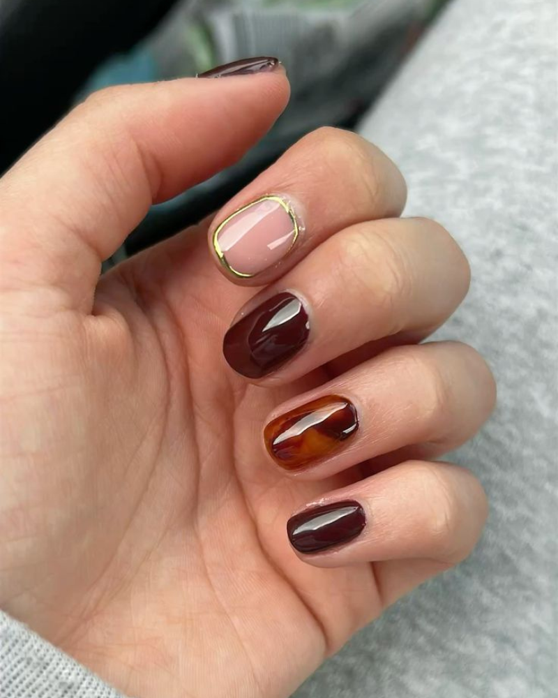 Uñas cortas: la tendencia de manicure cómoda y elegante que domina este 2026