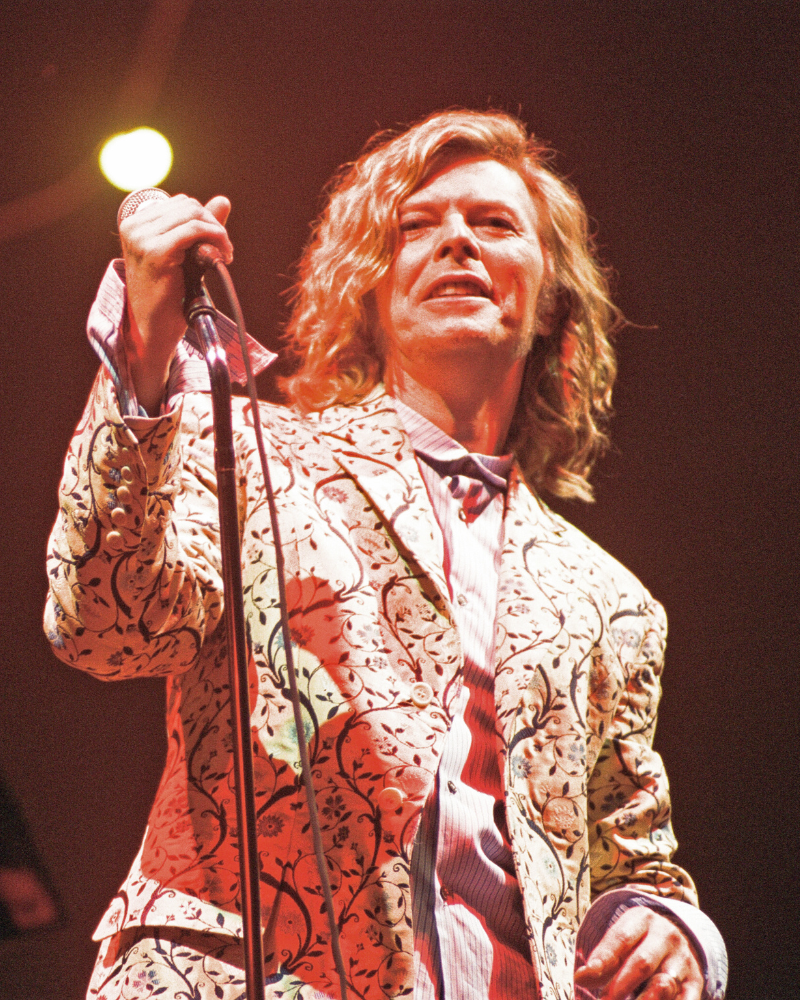 Glastonbury 2000: El día en que David Bowie hizo historia vestido por Alexander McQueen