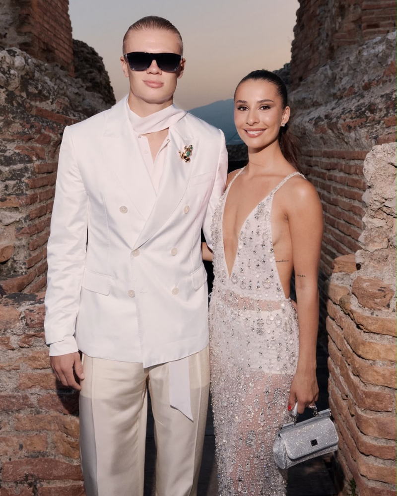 Erling Haaland e Isabella deslumbran con looks de Dolce &amp; Gabbana en el desfile Alta Sartoria 2026