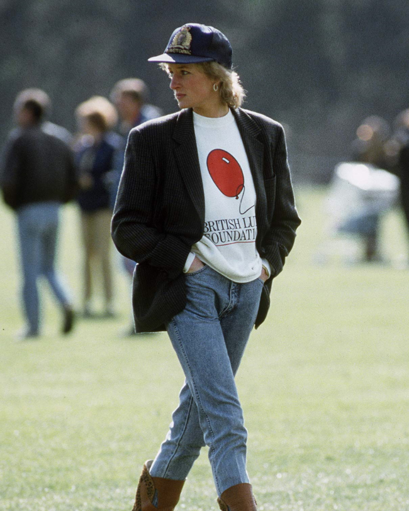 Las favoritas de Lady Di: Las botas rojas se tomarán las calles esta temporada