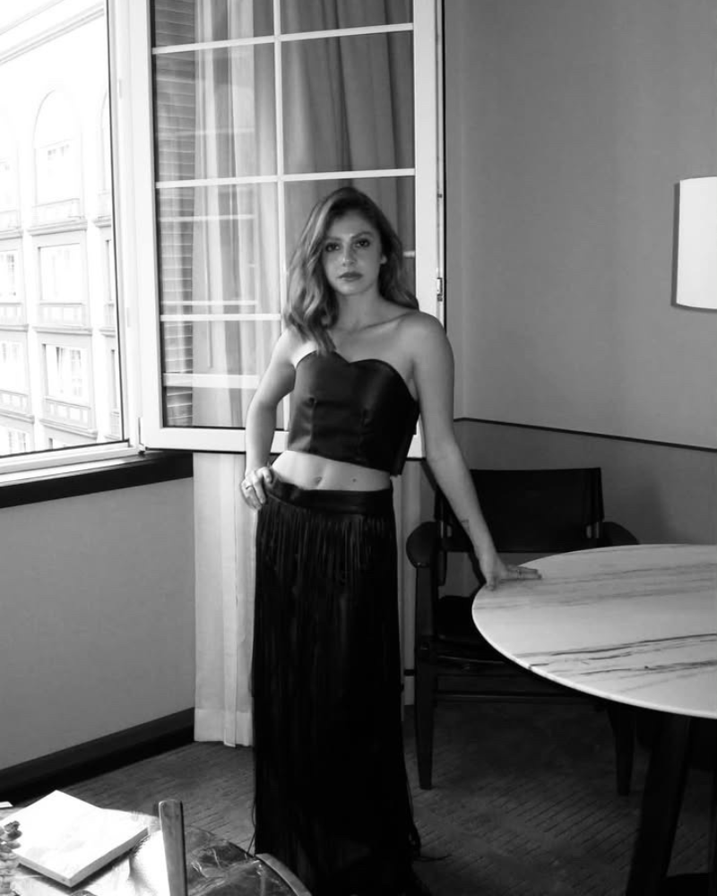 Del reciclaje a la alfombra roja: Octavia Bernasconi apuesta por la moda sustentable de diseño nacional