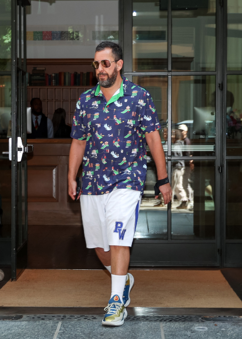 Adam Sandler Core: Cuando la comodidad se vuelve tendencia — Somoslapercha