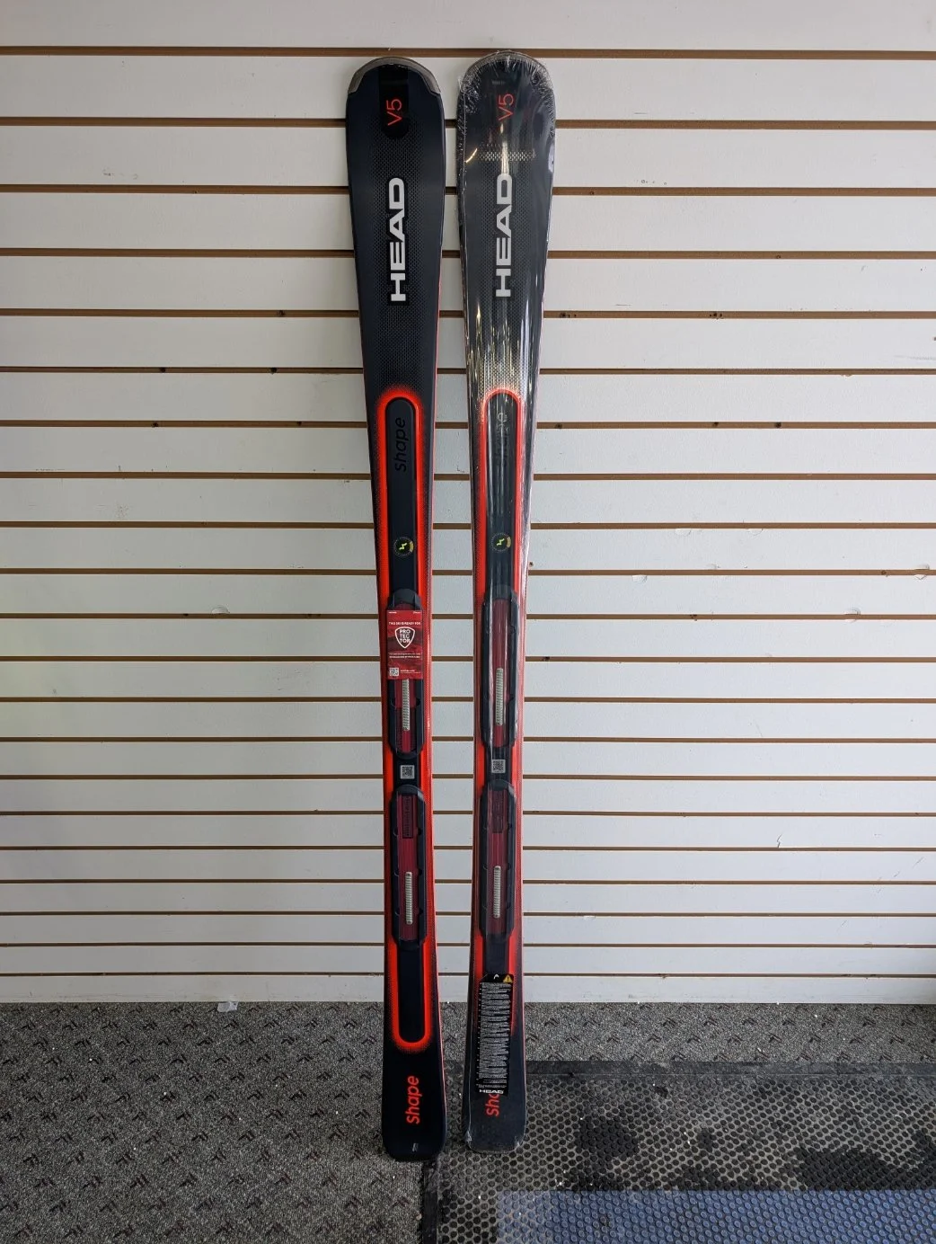 Head Skis - Shape V5