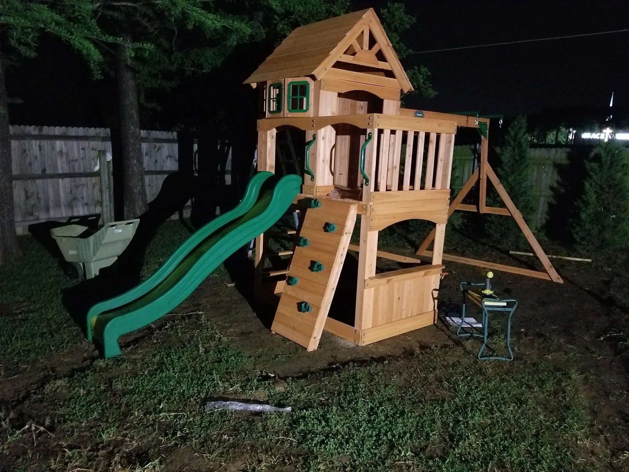 playset2.jpg