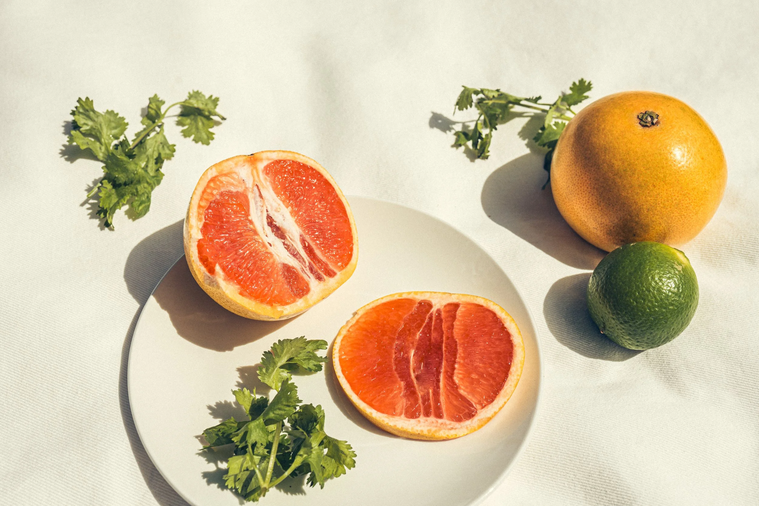 Sliced grapefruit and mint