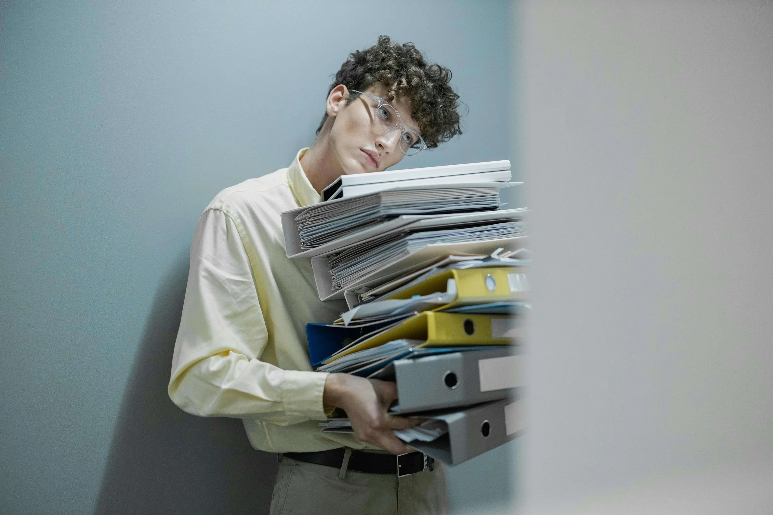Transitioning From Student to Full-Time Professional: Life Transitions Therapy for Young Adults in Manhattan