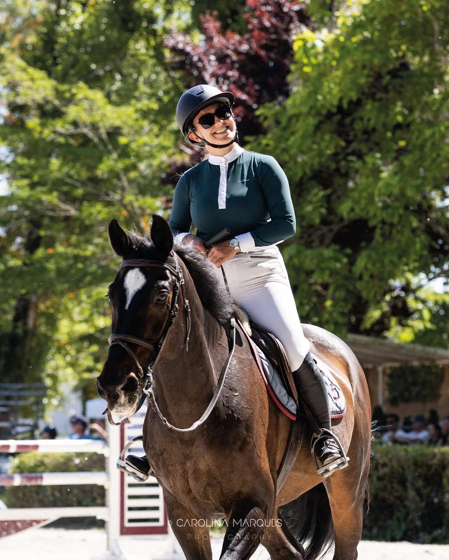 What always draws me in? ✨
Big smiles and the magic beyond the main arena 🔮

Next show:
🐴 Late Summer Equestrian Festival // CSI 2* Esposende
📍 05-14.09.2025
__________

CSN-B Coimbra

Centro H&iacute;pico de Coimbra
📍 @chcoimbra_ 

&copy; Caroli