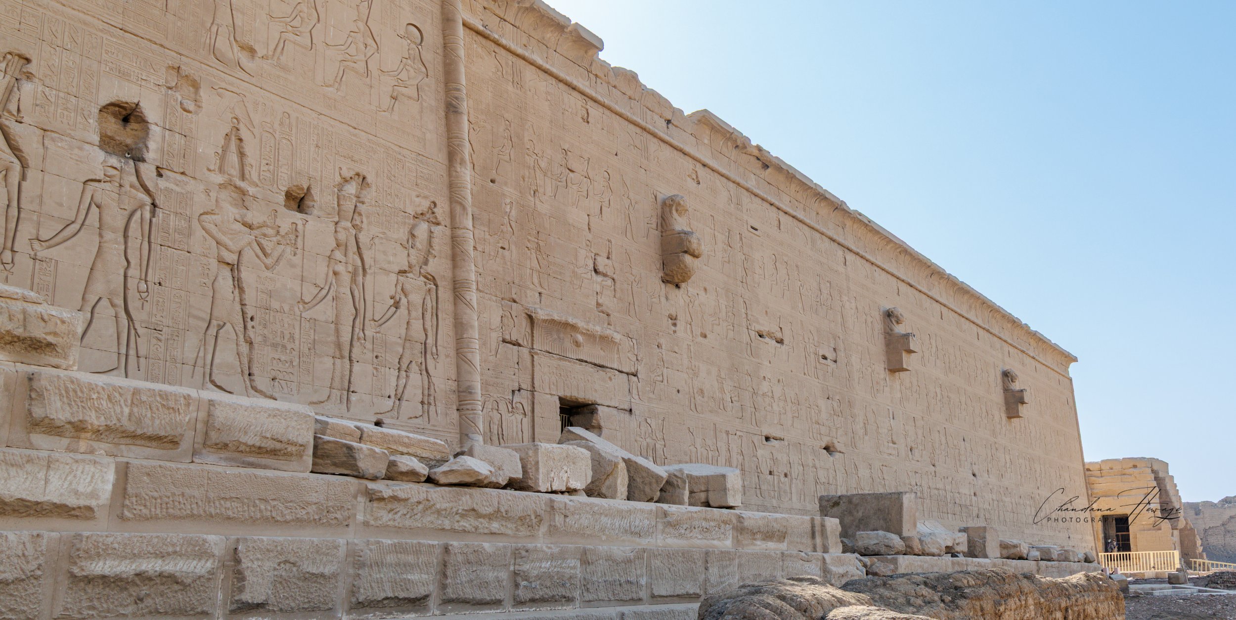 Dendara - cleopatra VII-1-5.jpg