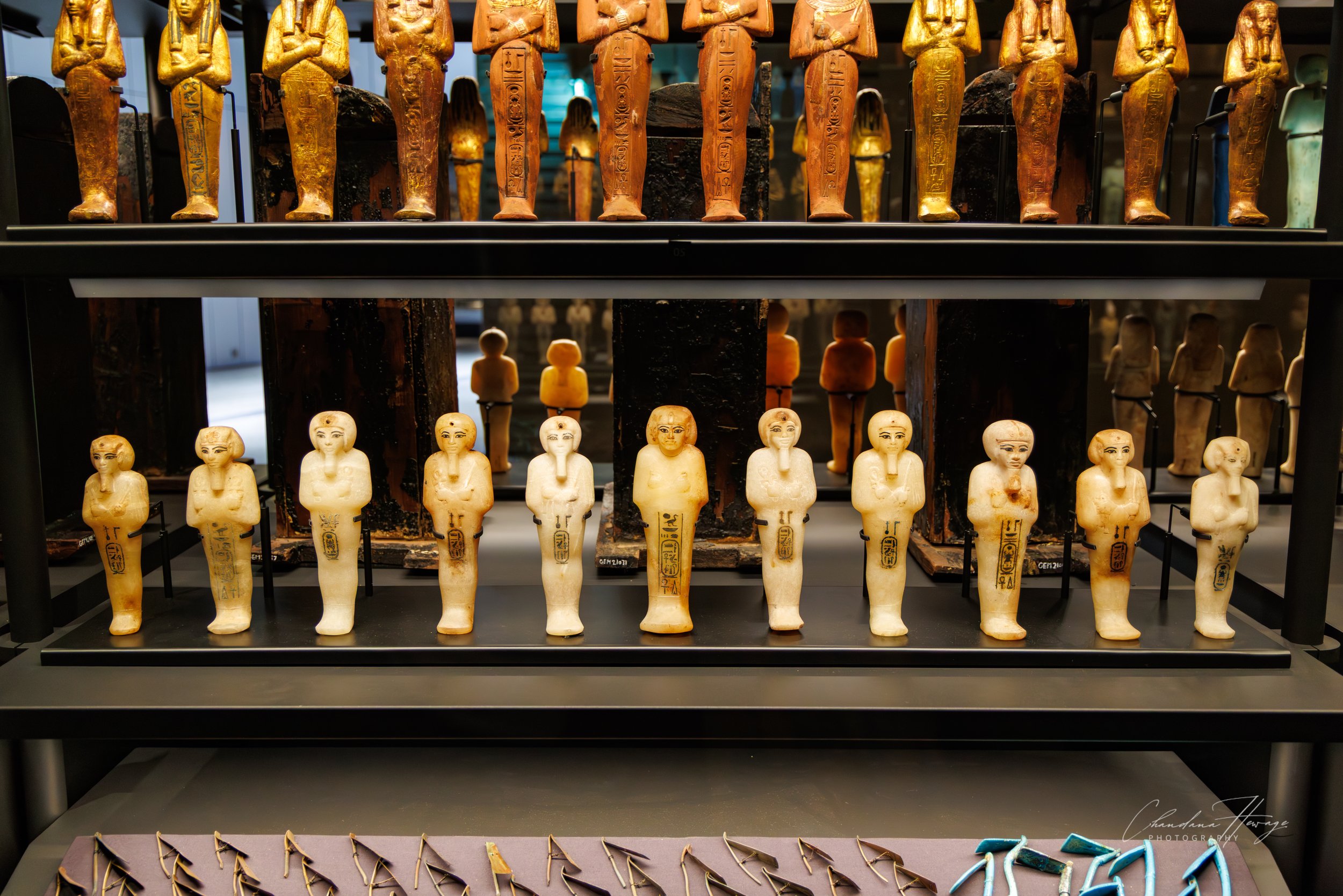 tut - Ushabti Figurines-1.jpg